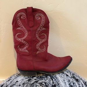 Red cowgirl boots